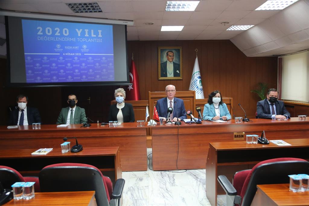 Başkan Kurt 2020 yılı faaliyetlerini değerlendirmek için basın toplantısı yaptı